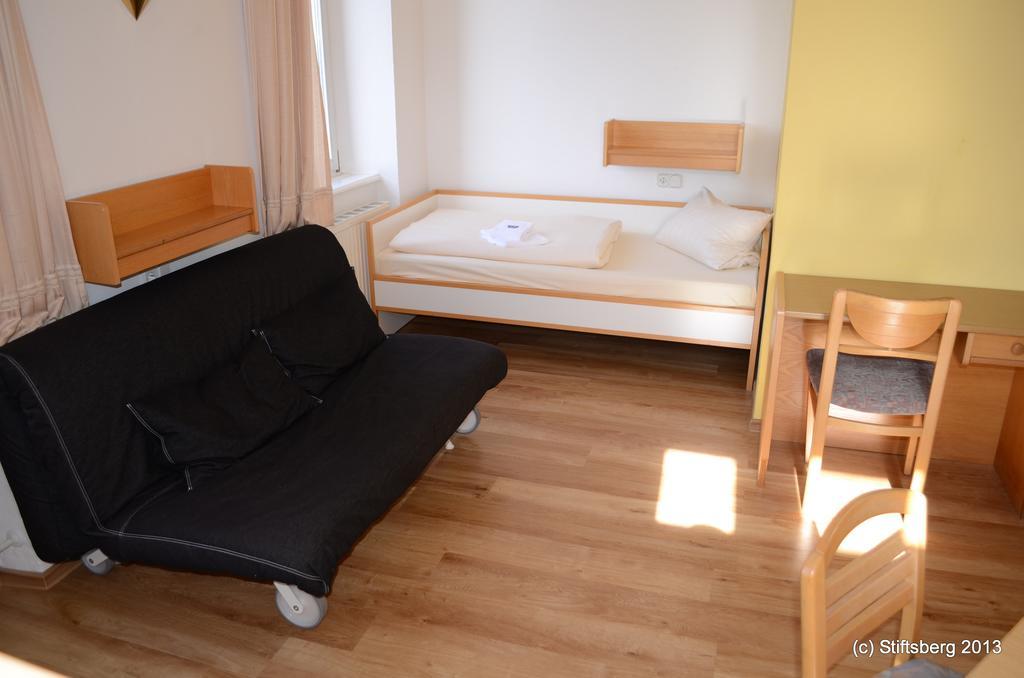 Stiftsberg - Bildungs- Und Freizeitzentrum Kyllburg Eksteriør billede